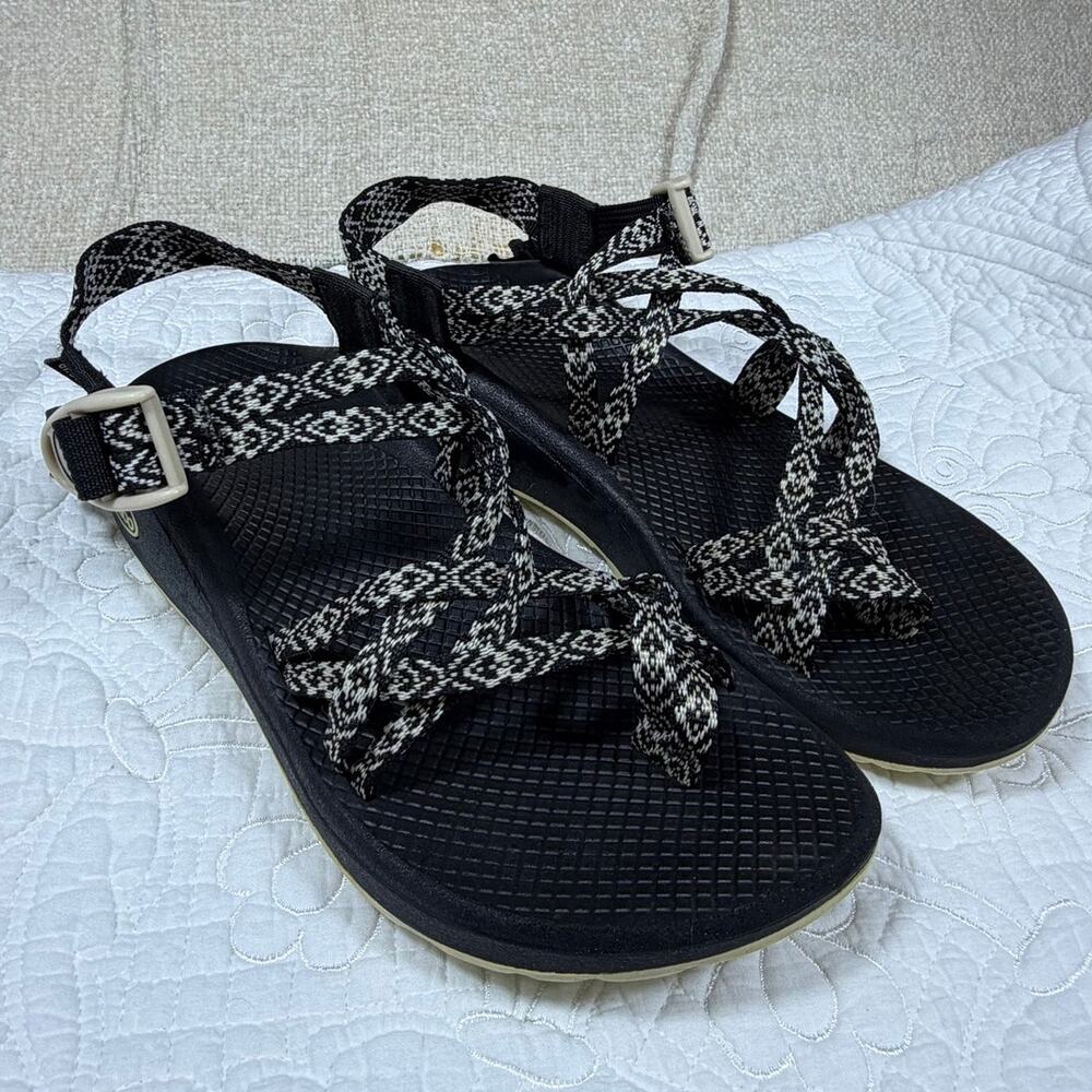 Chaco Womens 9 Black Cream ZX/2 Classic Sport Sandals Outdoor Hiking Water Shoes